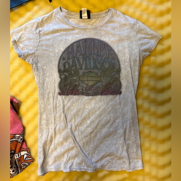 Womans Harley Davidson Shirt Bundle 🏍 - Picture 3 of 10